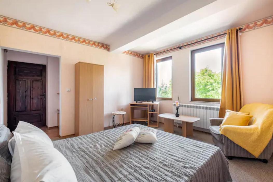 Guest House Geranium Arbanasi Exterior photo