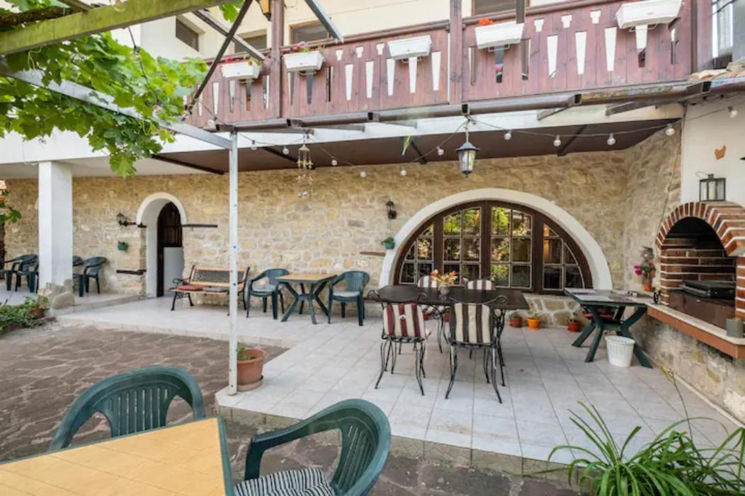 Guest House Geranium Arbanasi Exterior photo