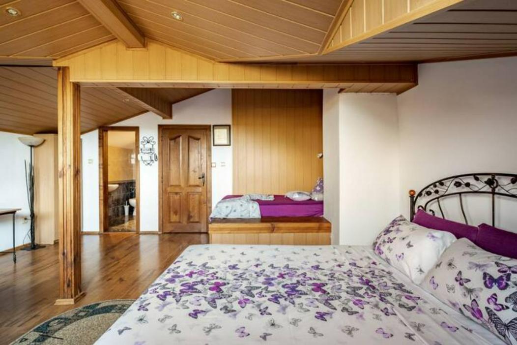 Guest House Geranium Arbanasi Exterior photo