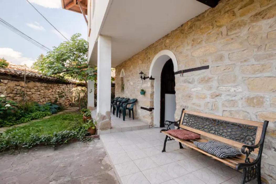 Guest House Geranium Arbanasi Exterior photo